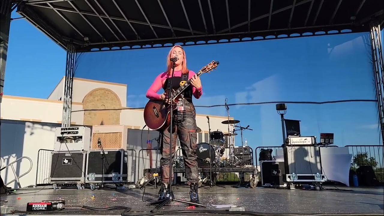 Cassadee Pope Candles(Hey Monday) San Antonio Texas 3/30/2023 YouTube