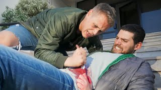 أرنب تكُر على حَلّوف