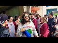 Jared Leto sings with fans at Hollywood Boulevard!