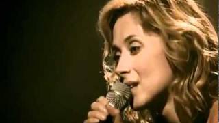 Lara Fabian.Вышла, но не смогла запеть. И тогда....mp4.