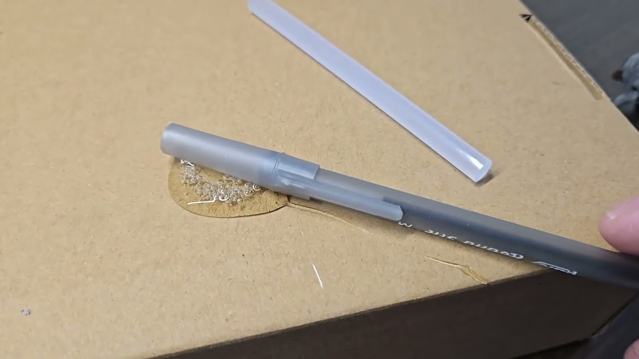 AdTech Crystal Clear Hot Glue Sticks Review