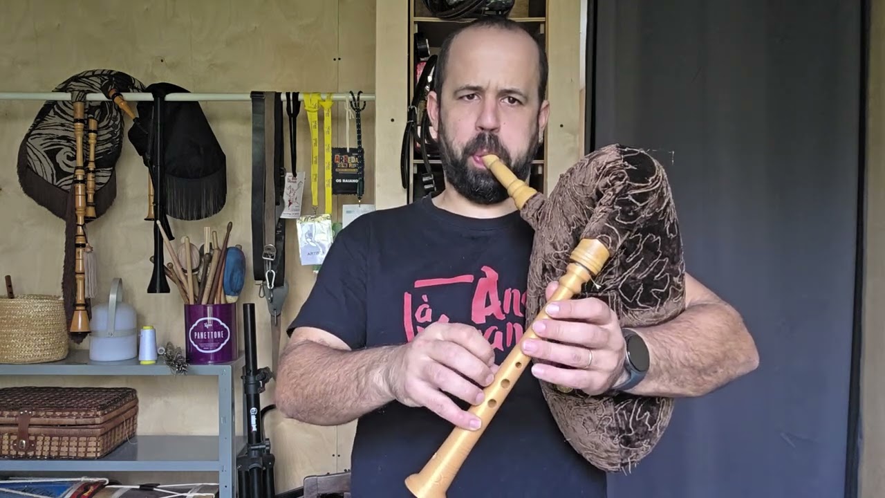 12 - Saia da Carolina em Gaita de Bravães