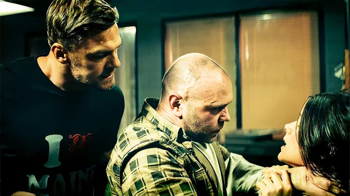 Reacher Destroys Thugs with a Crowbar | Reacher Season 3 | CLIP ⚡ 4K