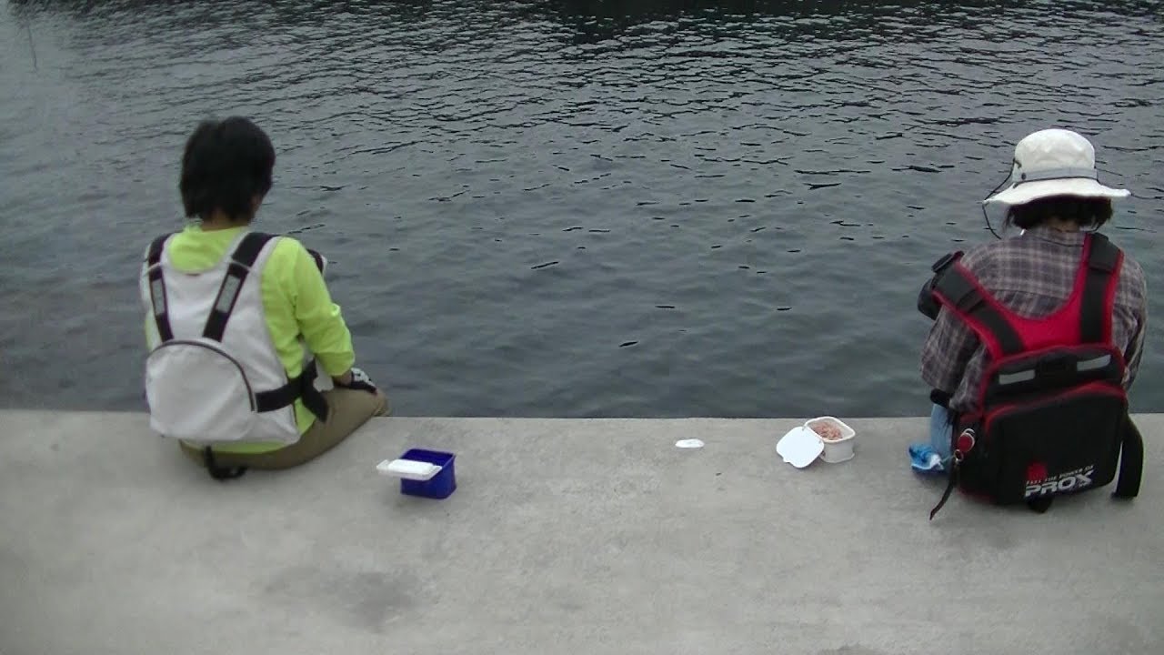 穴釣り！＆ズボ釣り！釣りガールズ！ 山陰地方 島根県出雲市エリア  波止釣り　婦人会仲良しペアによる親睦会