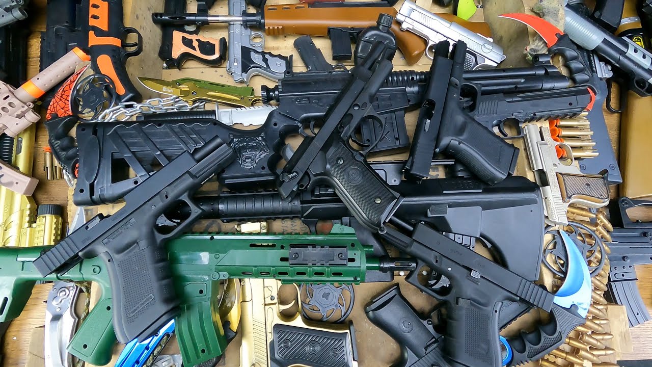 Airsoft Pistols, Beretta M-92 Vs Glock 17, 18 And 23 Tactical