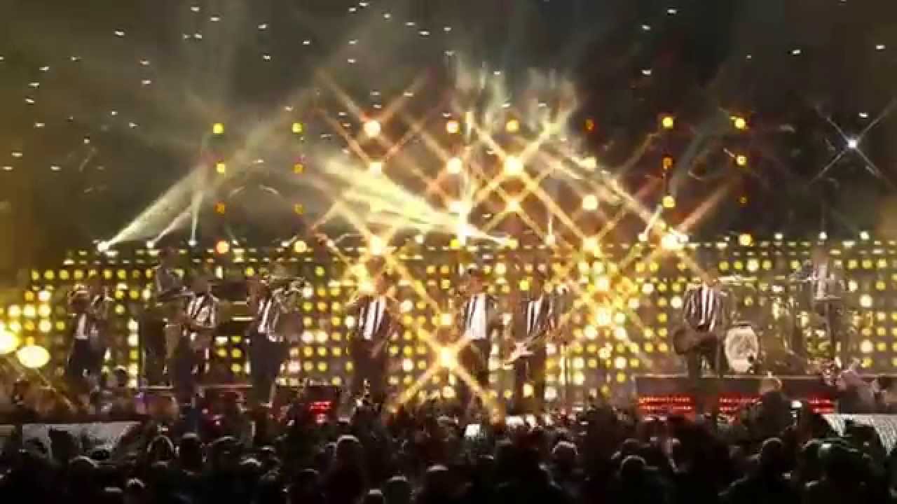 El mejor concierto de Bruno Mars y Red Hot Chili Peppers JUNTOS HD