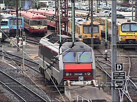 2005_05_Nancy_Trolleybus TVR et gare SNCF