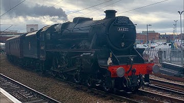LMS Black 5 “44871” wheelslips with “The York Yuletide Express” at York