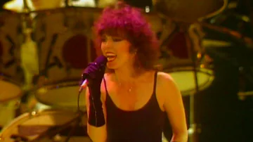 Pat Benatar   We Live For Love