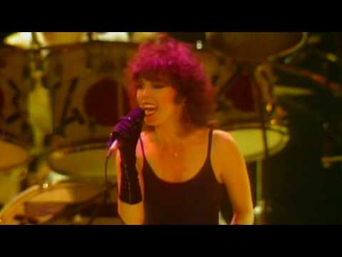 Pat Benatar   We Live For Love