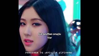 Oruçluyum Bak Ben Yi̇ne İsti̇yorum Yemek Yemek Annem Yapmiş Yi̇ne Merci̇mek Çorbasi