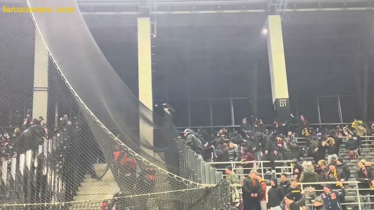 Pogoń Szczecin - Cracovia (14.03.2025) zamieszanie przy sektorze gości