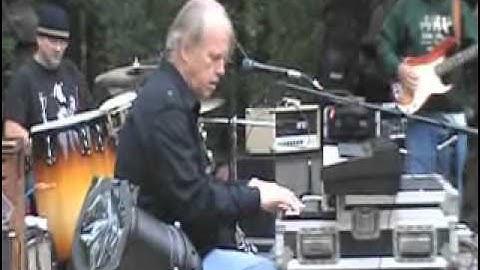 Mark Brewer at The Jam For Duane 2012