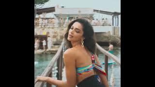 Hot Deepika Padukone Figure in Besharam Rang song in Slowmotion