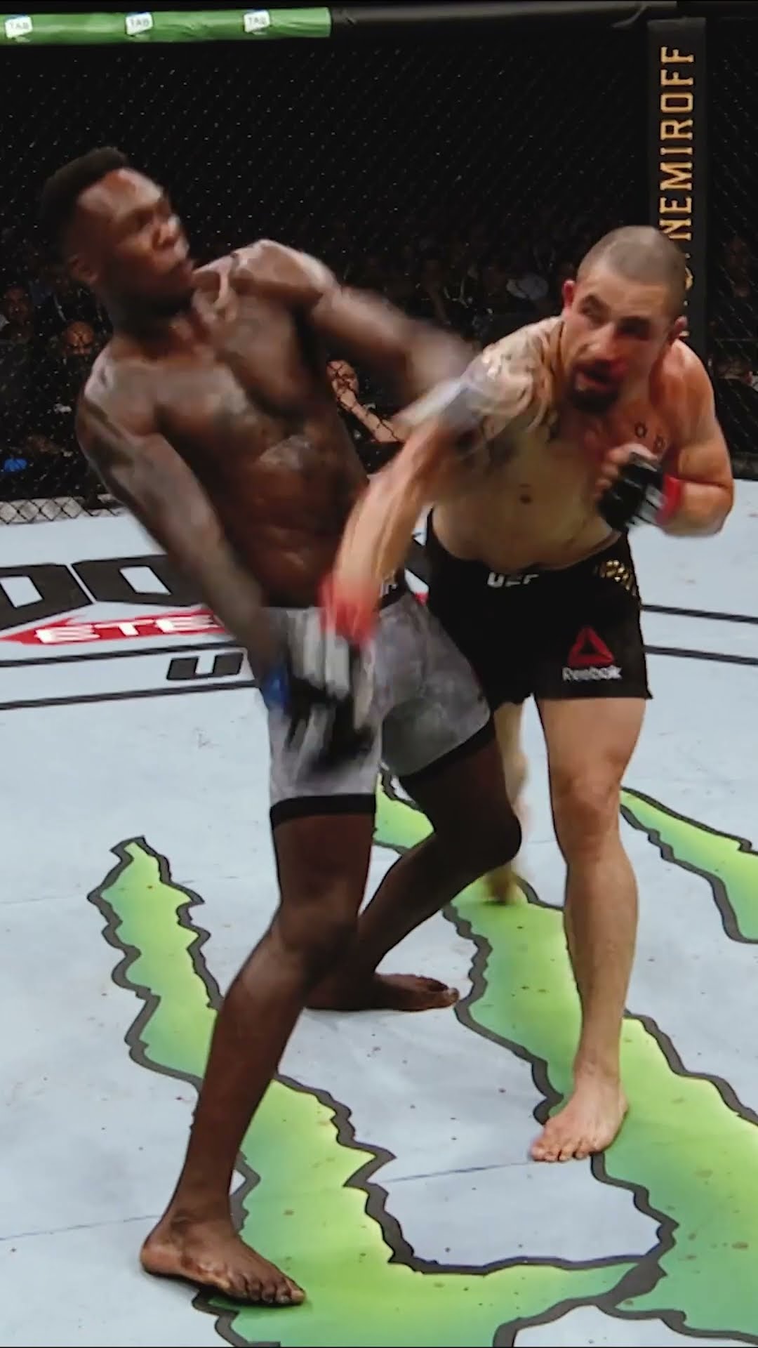 Israel Adesanya put on a CLINIC against Robert Whittaker ? #ufcsaudiarabia