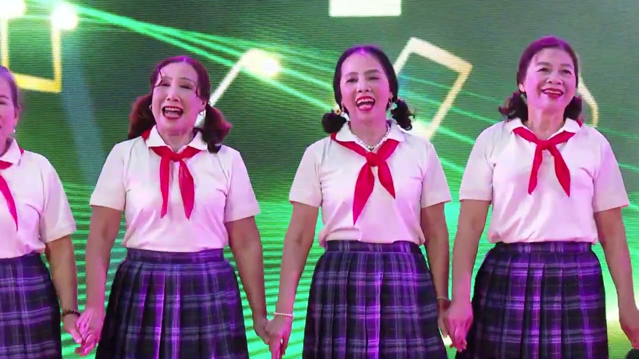 Xứng đáng thiếu niên Đồng Giao.