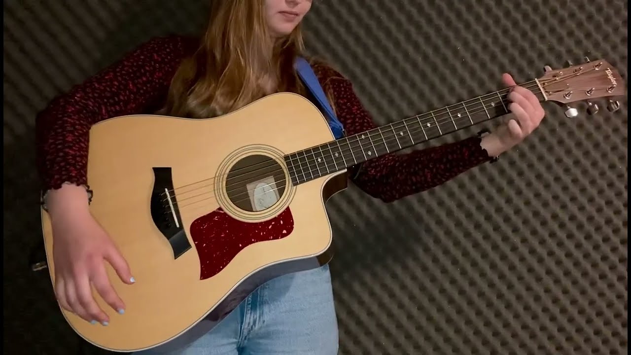 Taylor 210CE DLX - YouTube