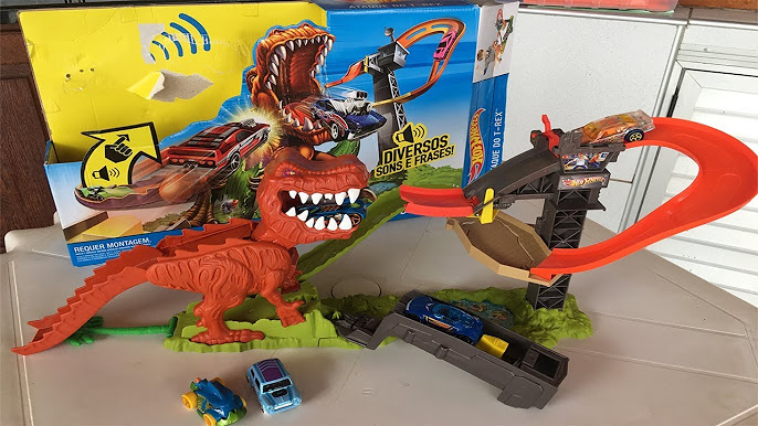 Pista hot wheels city track ataque de triceratops dinossauro