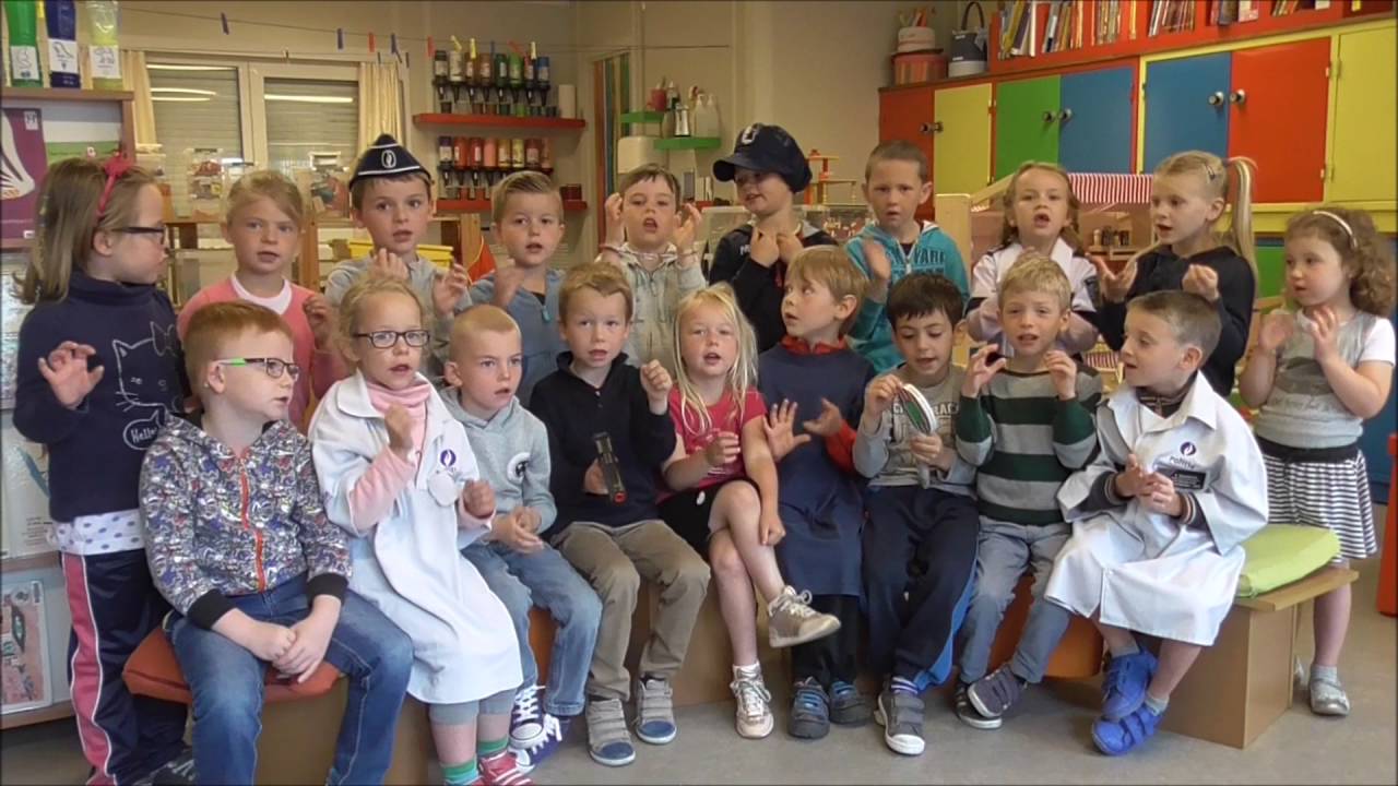 Groep 4, daar komt de politie