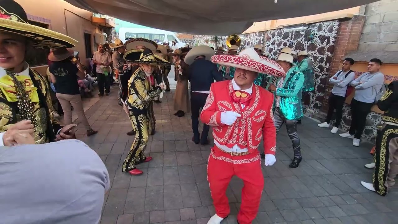 Banda Villa Real de Oaxaca - Paquito el Chocolatero