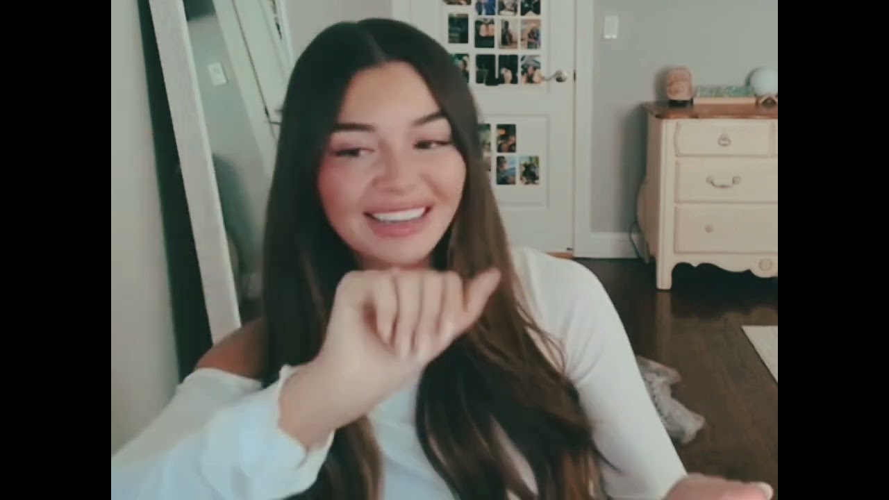 Christina& Amber: Amber prank Christina