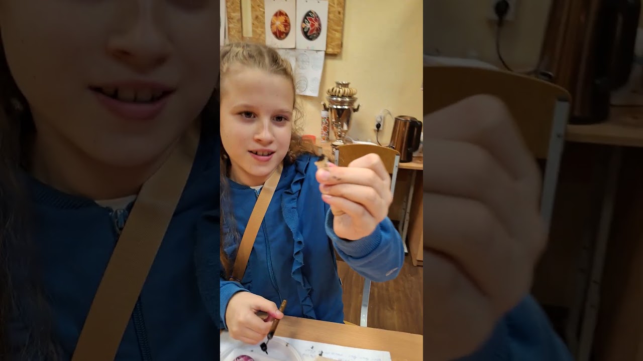 Писанки, цибулька, хліб в нашій студії писанкарства