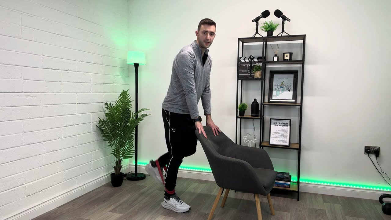 Standing leg curl (mini band)