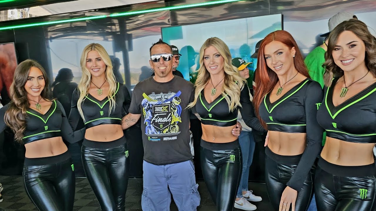 Monster energy Supercross FINALS SLC UTS 450 MAIN START!!!!