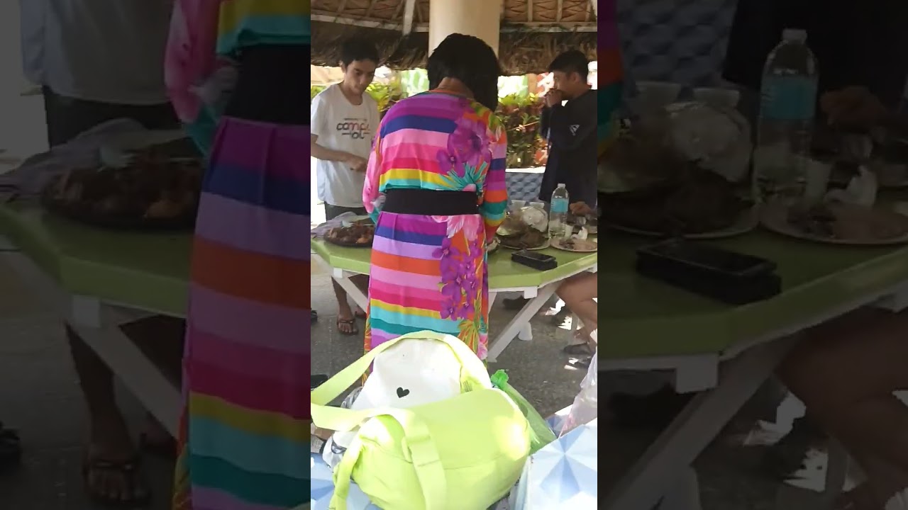 Relaxing at La Brisa Del Mar Lodge & Resort.