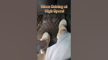 When braking at high speed,never step on the clutch directly!#driving#tips#car#skills#carsoft#manual