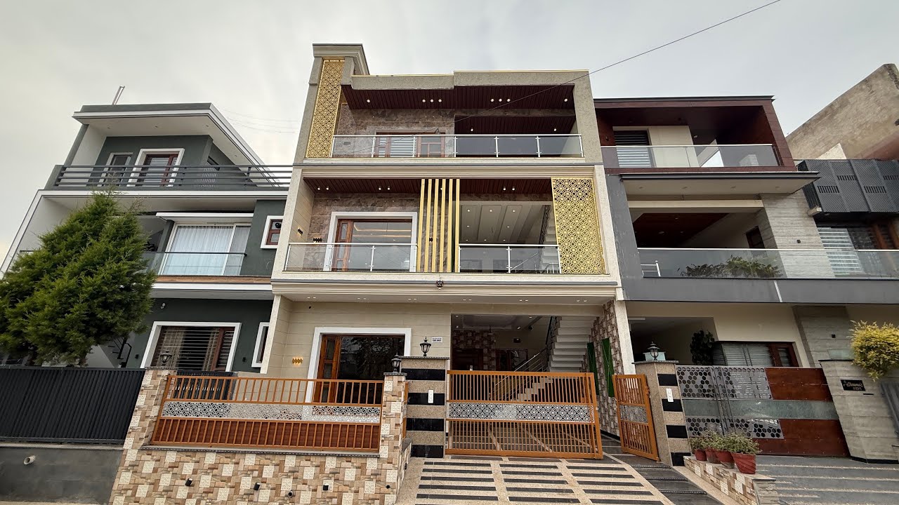 East Facing 200 Gaj Kothi park Facing in Mohali, Sector 123 Sunny enclave Near Airport road