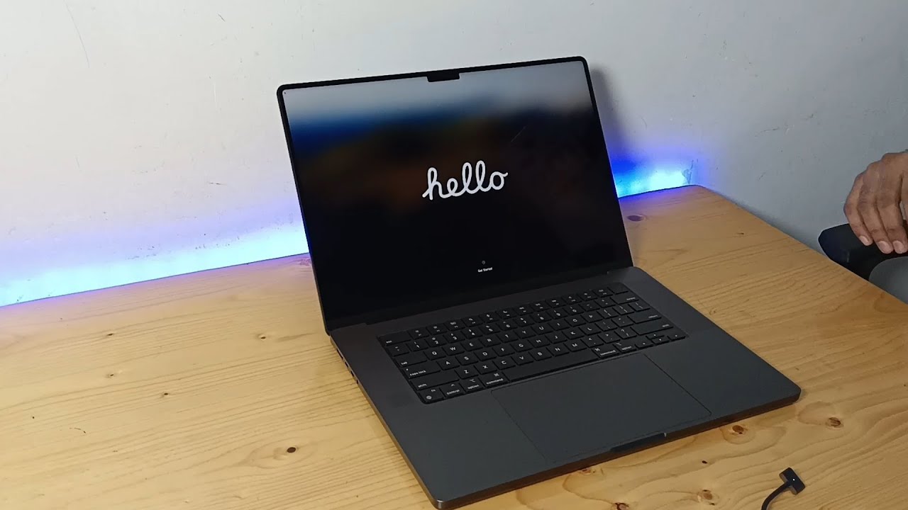 M3 Pro MacBook Pro 16-inch 18GB with 1TB HDD, Space Black Color M3 Pro MacBook Pro 16-inch 18GB with 1TB HDD, Space Black Color