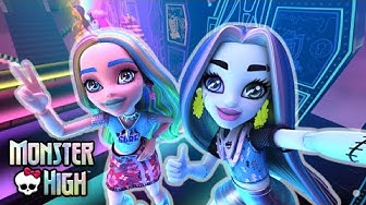 Monster High™ - 2ª Temporada - Episódio 1 - Equipe de Matar
