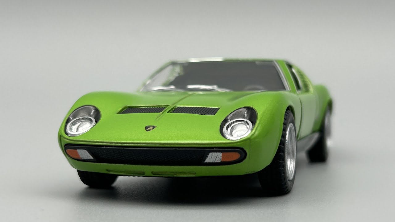 Lamborghini Miura P400 SV(1971) Green Color Kinsmart 1:34 Diecast