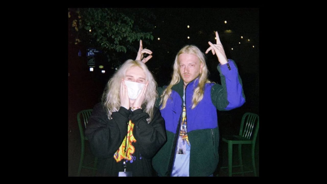 100 gecs @ square garden - Metalcore Song