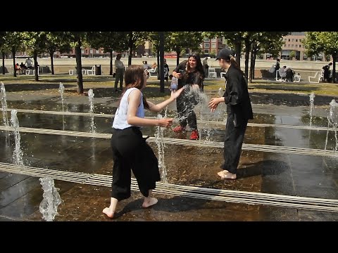 Girls, fountain and black and white spray-1! Season 2023./Девушки, фонтан и черно-белые брызги-1!