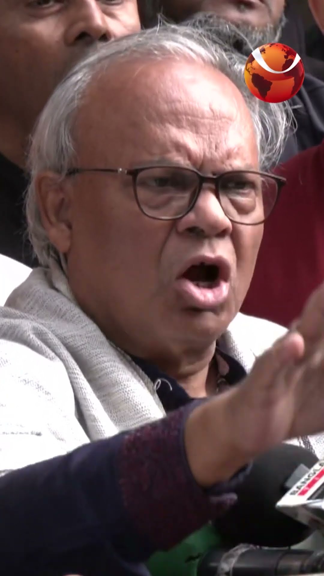 আগে সংস্কার পরে নির্বাচন, এ যেন শেখ হাসিনার কথার প্রতিধ্বনি: রিজভী #RuhulKabirRizvi #BNP