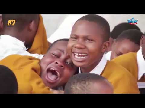 Video: Historia Ya Kinyago Cha Gesi: Ni Nani Aliyebuni Kinyago Cha Kwanza Cha Gesi? Zelinsky Alikuwa Nani?