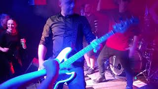 Jesus Chrysler Suicide - Ludzie Wschodu Siekiera Cover Live