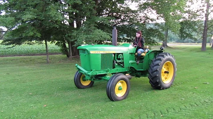 John Deere 3010 Gas Utility with new paint