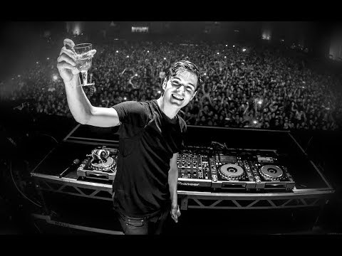 Martin Garrix - Live @ KNOCK KNOCK PATTAYA COUNTDOWN 2018 2019