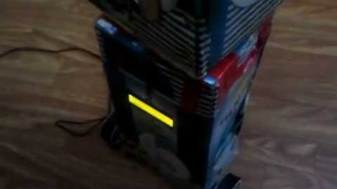 obstacle detector robot using ultrasonic module HC-SR04 with arduino