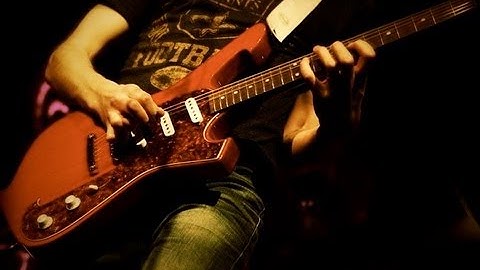 Paul Gilbert plays Malmsteen