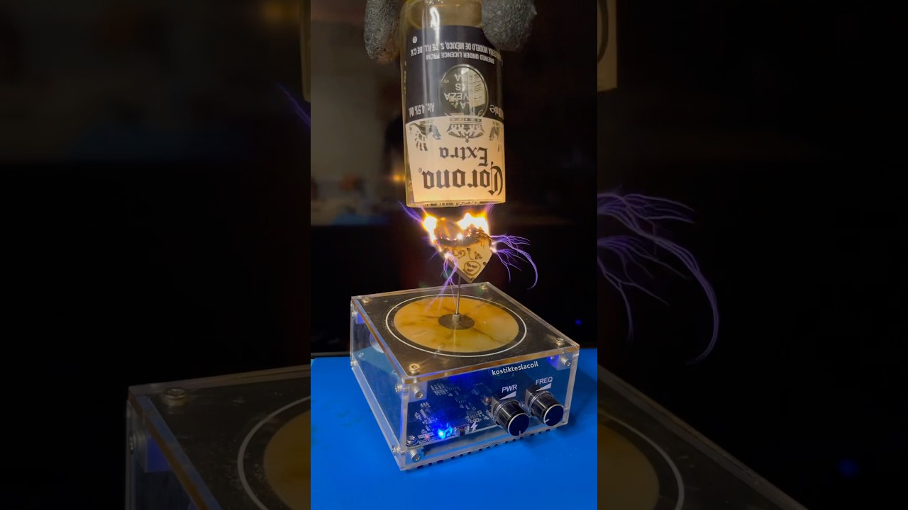 Hot heart ❤️‍🔥 Music tesla coil experiment 