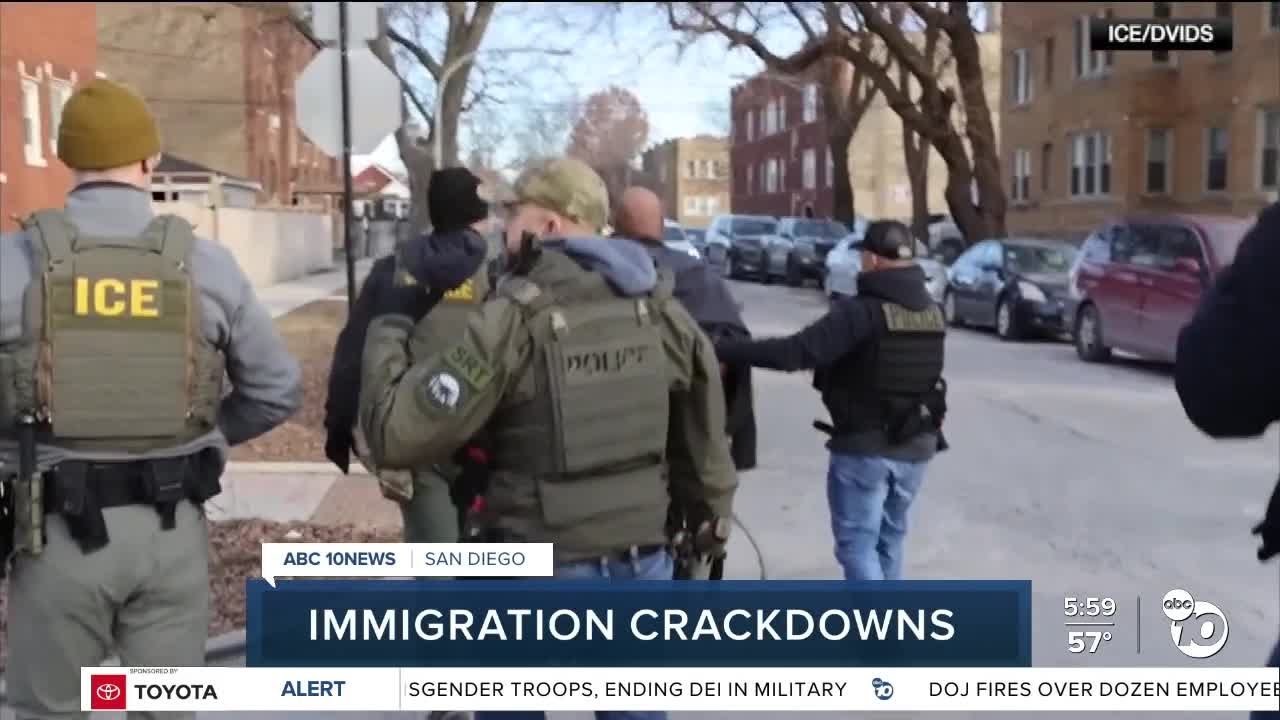 Local migrant community fear ICE raids - YouTube