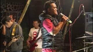 SITI NURBAYA - DEWA 19 (90 Persen Band)