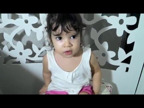 Vida De Bebe Laura Com 1 Ano E 5 Meses Maquiando Youtube Vida De Bebe Laura Com 1 Ano E 5 Meses Maquiando Youtube