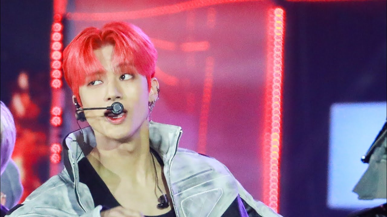 221224 SBS 가요대전 ATEEZ - NEW WORLD + GUERRILLA (WooYoung FANCAM) 뉴월드 게릴라 우영 직캠