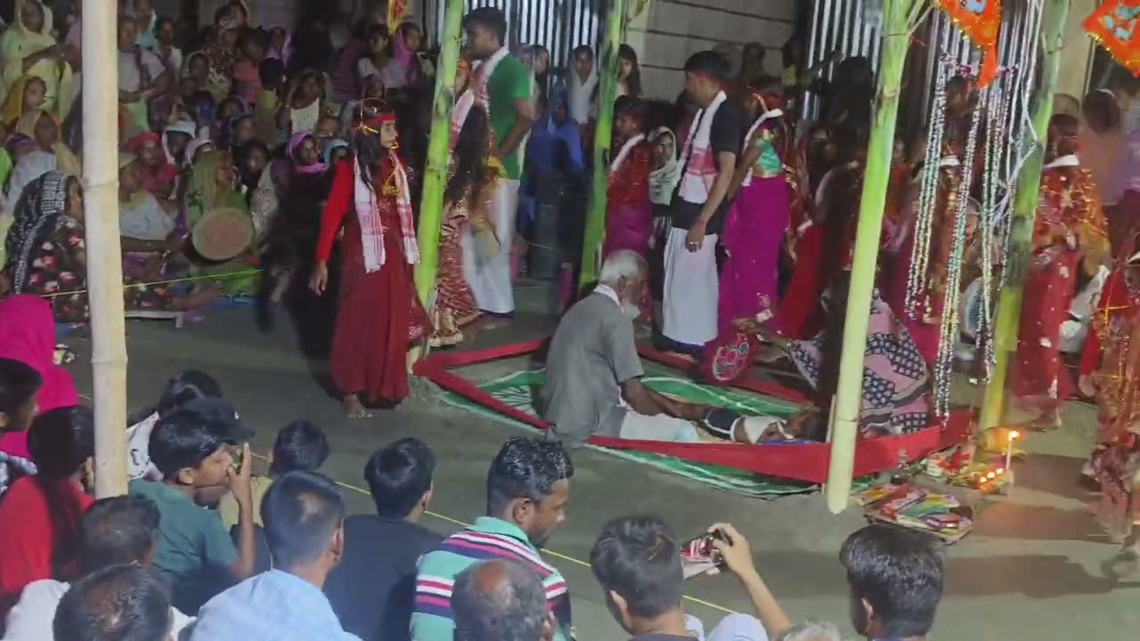 বিকলাঙ্গ মানুষের কবিরাজের দ্বারা ভালো করা হয়েছে।