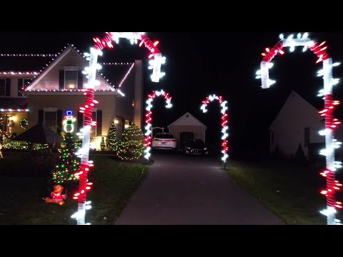 How To Build Twelve Foot Candy Canes!